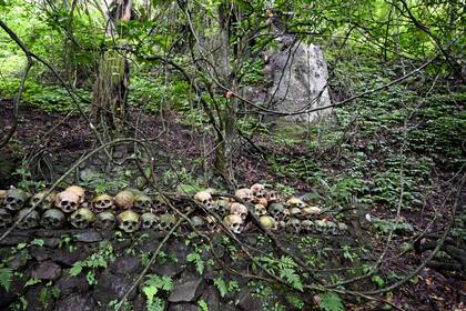 El pueblo de Trunyan, en Bali, mantuvo sus rituales funerarios pese a la pandemia