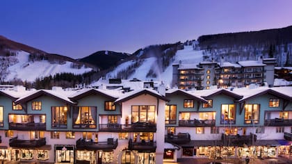 El pueblo de Vail en Colorado tiene una arquitectura europea que luce más durante el invierno (Vail Resorts)