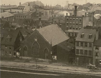 El pueblo pesquero de Halifax en Nueva Escocia, se erigió como un puerto de importancia para la Armada Real Británica