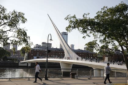 El puente fue diseñado por el arquitecto español Santiago Calatrava