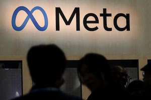 Meta ideó una IA que simula la actividad de usuarios en Instagram y Facebook tras fallecer