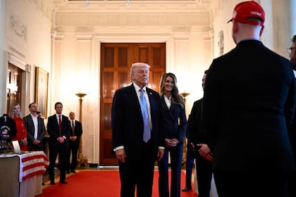 El Pulso de Indiana: Donald Trump ha puesto su capital político en juego al respaldar a siete candidatos que buscan destronar a senadores republicanos que rechazaron su rediseño del mapa electoral