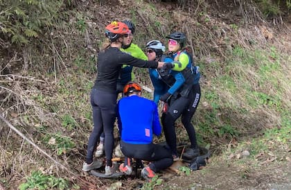 El puma fue sometido después de una intensa lucha con las mujeres por salvar a su amiga ciclista