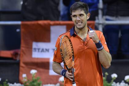 El puño apretado de Delbo para festejar una victoria resonante