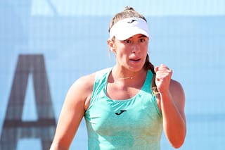 Solana Sierra ganó en Madrid tras remontar un 6-0: la capitana Paola Suárez la vio desde la tribuna