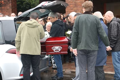 El querido actor de tantas películas como Esperando la carroza y Made in Argentina es despedido en el cementerio de Chacarita