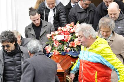 El querido actor y productor fue despedido por amigos y seres queridos