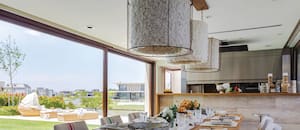 Cuánto cuesta construir un quincho cerrado para el invierno