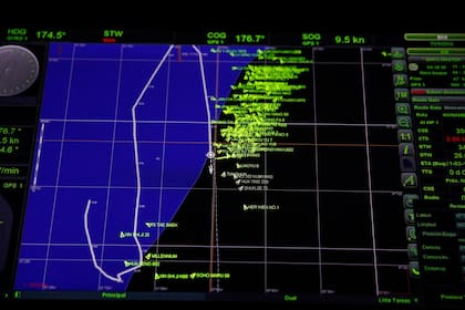 El radar muestra la posición de los buques extranjeros