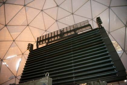 El radar táctico de defensa aérea RPA-170M, de mediano alcance y de última generación, instalado en Río Grande en mayo de 2022