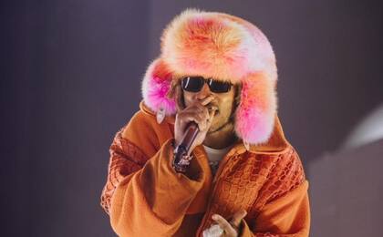 El rapero es una de las celebridades que adquirió un condominio en la lujosa torre de departamentos de Miami