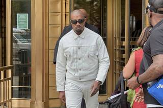 El rapero Ye, antes Kanye West, intenta asistir al juicio de Sean "Diddy" Combs pero no logra entrar