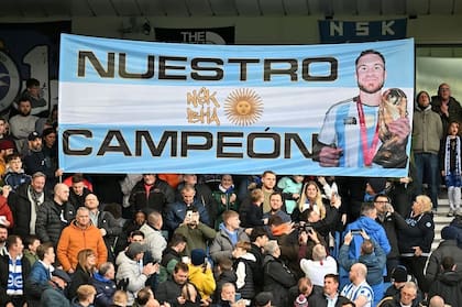 El recibimiento del Brighton a Alexis Mac Allister