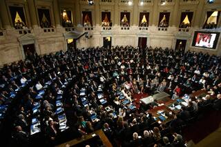 El Gobierno oficializó la convocatoria a sesiones extraordinarias y definió los asuntos que se tratarán