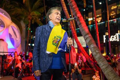 El reconocido cantante aseguró: “Hay una posibilidad abierta de aspirar a la presidencia”