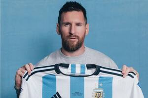 El récord que podría romper la subasta de seis camisetas usadas por Lionel Messi en el Mundial