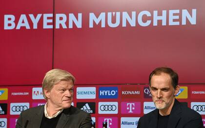 El recordado Oliver Kahn, ahora CEO de Bayern Munich, con Thomas Tuchel, que asumió como DT del equipo bávaro el 25 de marzo pasado