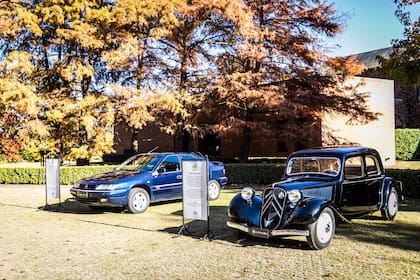El recorrido de clásicos permitió revivir algunos de los modelos más innovadores de Citroën antes de la llegada del nuevo C5 Aircross.