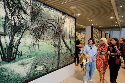 El recorrido de Marta Mijunín por las instalaciones