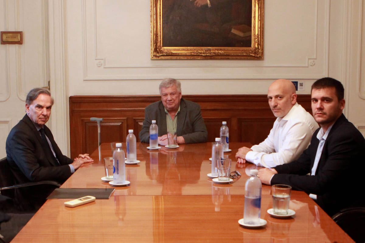 Frente a la ofensiva de Milei con la Sigen, la UBA avanza en un acuerdo con la AGN para que le audite sus gastos