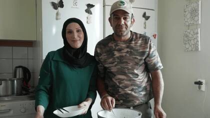 El refugiado sirio Abdulmenem Alsatouf recuerda su llegada a Suecia y la cálida bienvenida que recibió en 2015