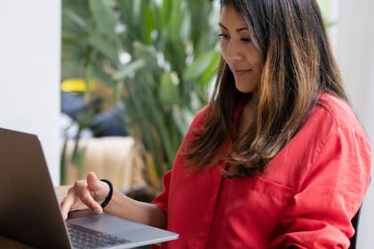 El registro se hace en línea y el tiempo promedio aproximado para rellenar la solicitud son 23 minutos