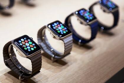 El reloj de Apple está disponible con un cuerpo de aluminio, acero o de oro