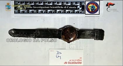 El reloj encontrado junto a los restos de la víctima