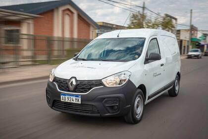 El Renault Kangoo II es otro que mantiene su vigencia a lo largo del tiempo