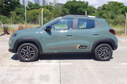 El Renault Kwid E-Tech conserva la silueta del Kwid convencional