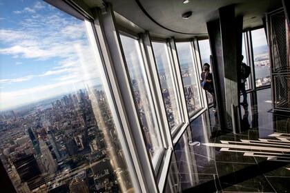 El renovado observatorio en la cima del Empire State Building tiene ventanas de 360 grados que ofrecen vistas impactantes de la ciudad de Nueva York