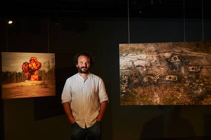 El reportero gráfico Rodrigo Abd ganó dos premios Pulitzer por sus coberturas de conflictos armados para la agencia AP