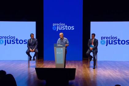 El representante del Sindicato de Trabajadores de Industrias de Alimentación, Héctor Morcillo, en el lanzamiento de "Precios Justos"