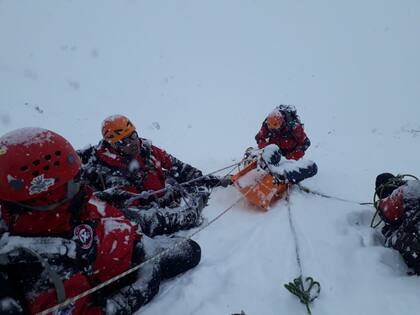 El rescate de John Michael Magness, otro de los fallecidos esta semana en el Aconcagua