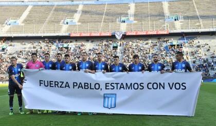 El respaldo de sus compañeros de Racing