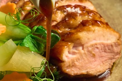 El restaurante combina parrilla argentina con sabores asiáticos