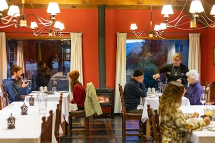 El restaurante de Helsingfors ofrece un menú fijo diseñado por el chef uruguayo Nicolás Torres.