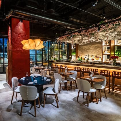 El restaurante está ubicado en 804 V St NW, Washington, DC
