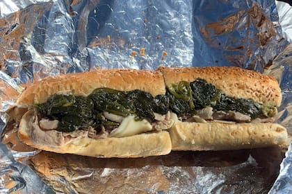 El restaurante opera de martes a sábado, de 10:00 AM a 5:00 PM, y permanece cerrado los domingos y lunes (Fresh Bite)