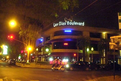 El restaurante pasó a llamarse Las Olas Boulevard luego del asesinato