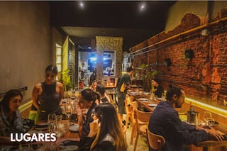 El nuevo reducto de cocina cosmopolita y vinilos de colección que se recomienda de boca en boca