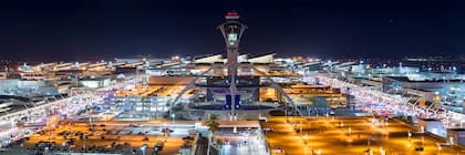 El retiro del letrero apenas es el inicio de un megaproyecto de vialidad en Los Angeles (Instagram/@flylaxairport)