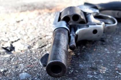 El revólver del hombre que quiso matar a su ex en el barrio de Saavedra