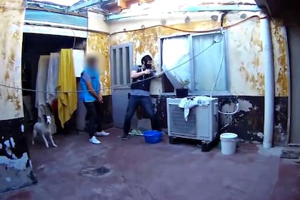 "El Rey del Voxer”: un falso representante que explotaba sexualmente a menores de edad