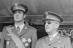 El caótico camino a la democracia en la España posfranquista