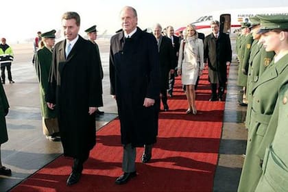 El rey Juan Carlos y Corinna zu Sayn-Wittgenstein en un viaje a Alemania en 2006