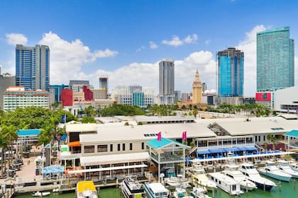 El riesgo en Miami no viene del delito común, sino de la cooperación con el ICE