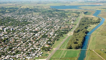 El río Salado y la ciudad de Junín, una de las más afectadas por el barigüí