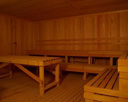 El ritual de la banya finaliza con una inmersión en una pileta de agua helada para activar la circulación