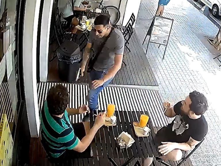 Inseguridad sin límites: a punta de pistola, a plena luz del día, le robaron a un hombre en una cafetería de Quilmes